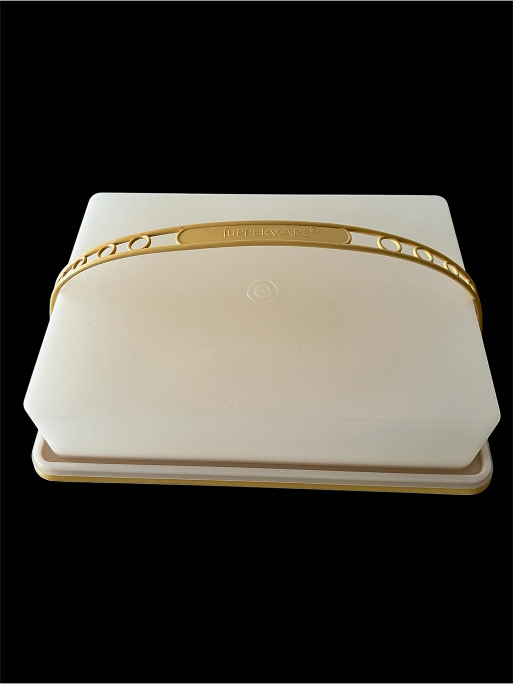 Vintage Tupperware Harvest Gold Rectangular Cake Carrier with Handle